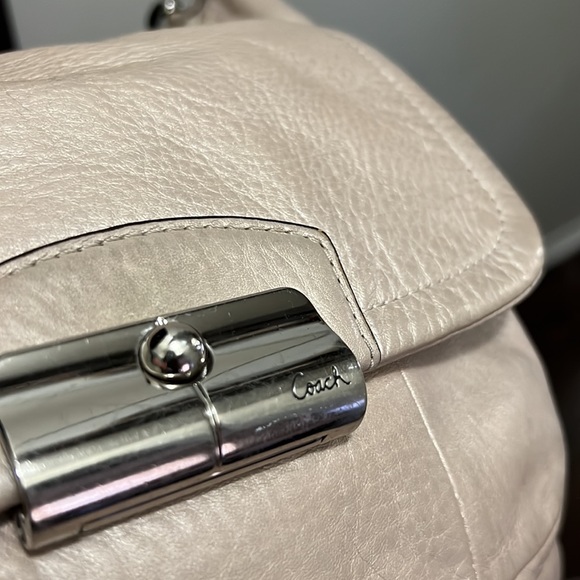 Coach Leather Baguette Bag - Picture 9 of 11